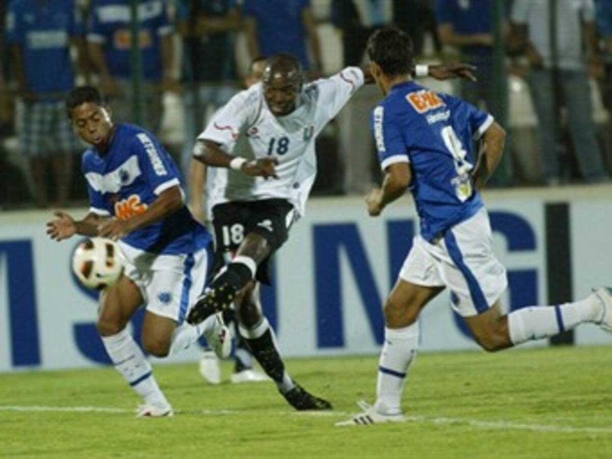 Once Caldas venció a Cruzeiro y clasificó a cuartos de la Copa Libertadores