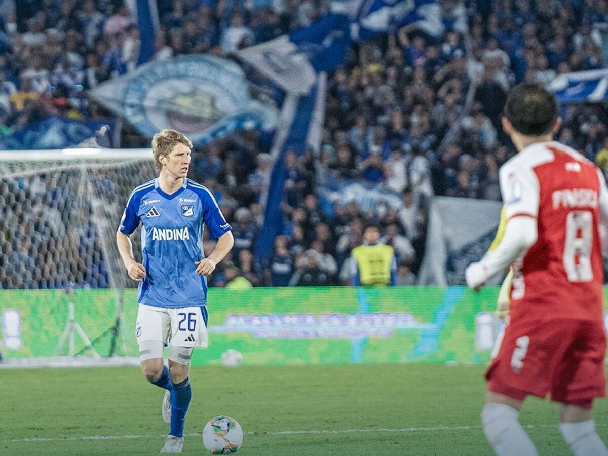 Millonarios aprovecha el hombre de más, se queda con el clásico ante Santa Fe y González toma aire