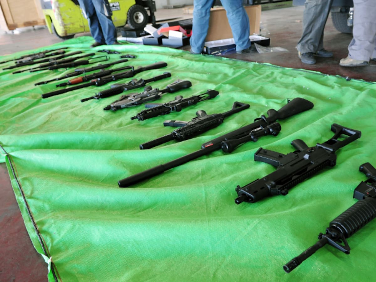 Incautan más de 3.300 armas y 56 toneladas de drogas en operativo en América Latina