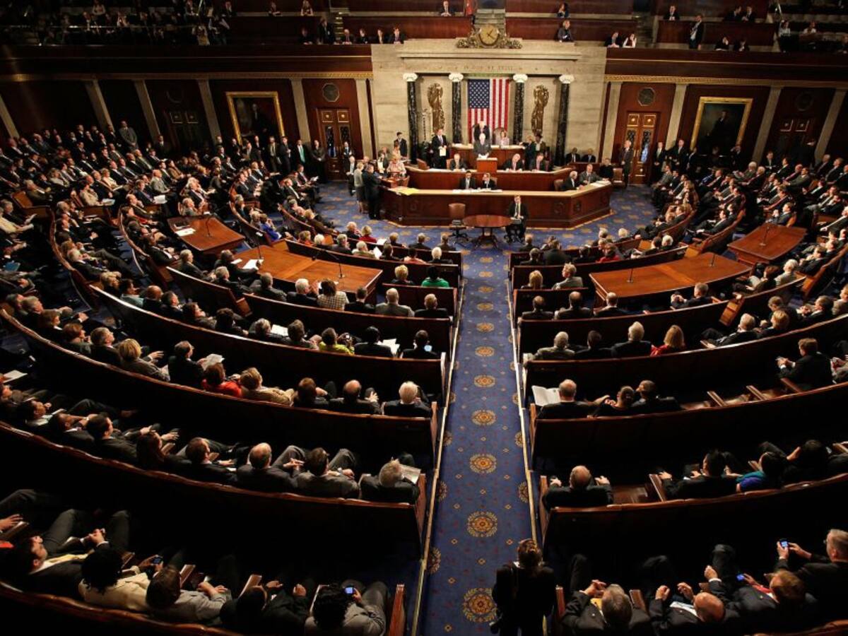 Piden revisar el uso de recursos para reconstrucción de San Andrés