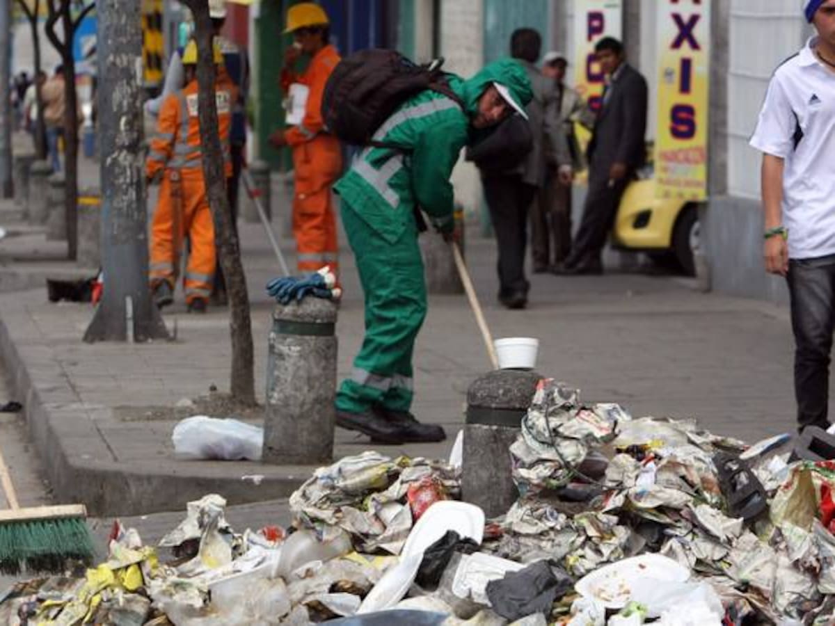 Algunos tienen intereses particulares en tumbar la licitación de aseo: Peñalosa