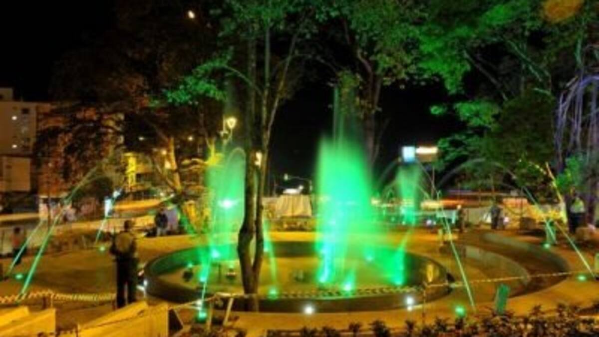Cuatro hombres intentaron hurtar una buseta por el Parque del Agua en Manizales