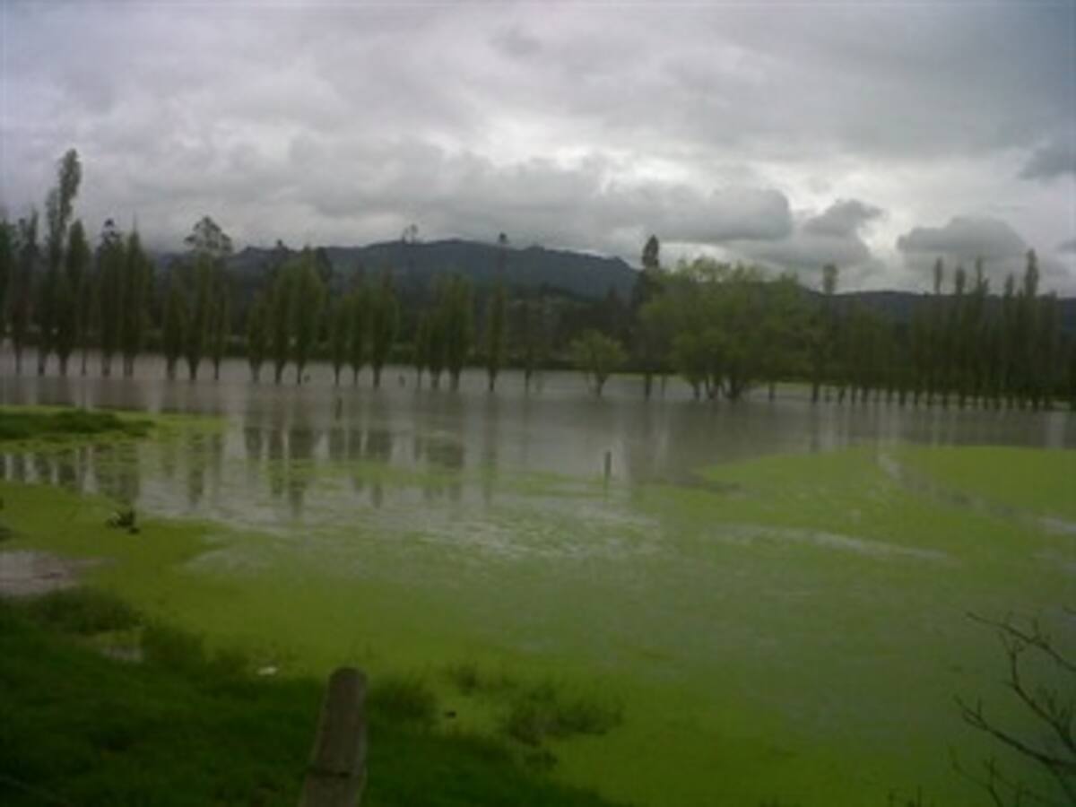 Sigue la alerta por creciente del río Bogotá en zona rural de Cundinamarca