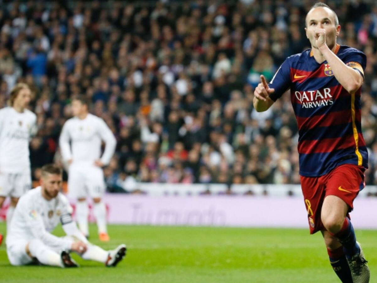 Iniesta marca y liquida el clásico