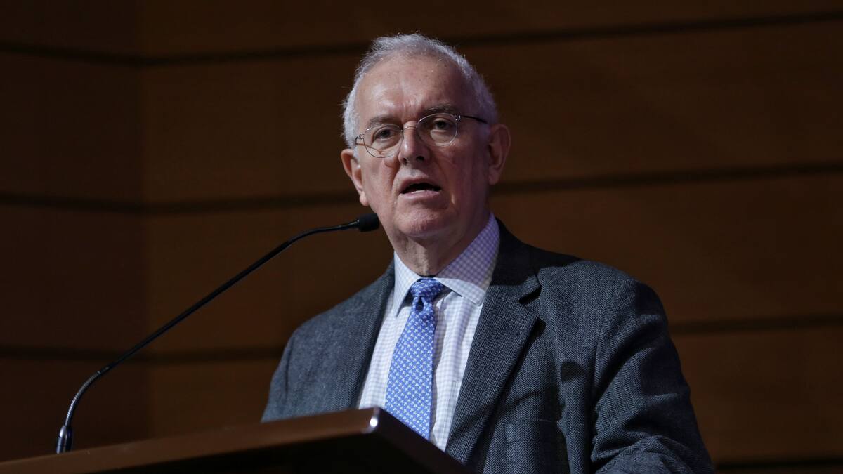 “Este aumento significativo de recursos genera un riesgo fiscal”: exministro de Hacienda