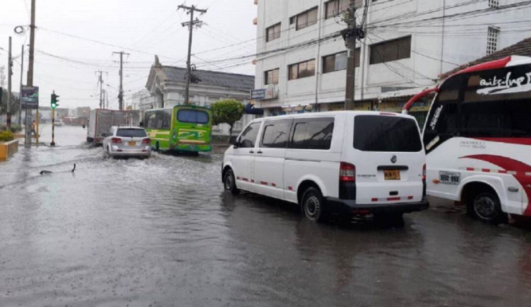 Sobre la zona marítima de Colombia se evidencia el tránsito de una onda del este que genera nubosidad y precipitaciones