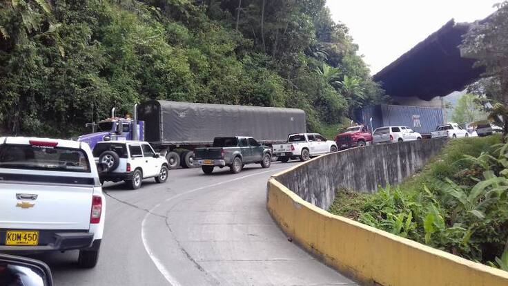 La vía La Línea se quedó pequeña y es necesario terminar el túnel: veedores Quindío