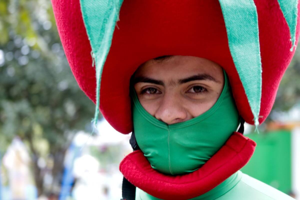 A la feria asisten jóvenes, niños, familias enteras y hasta extranjeros.