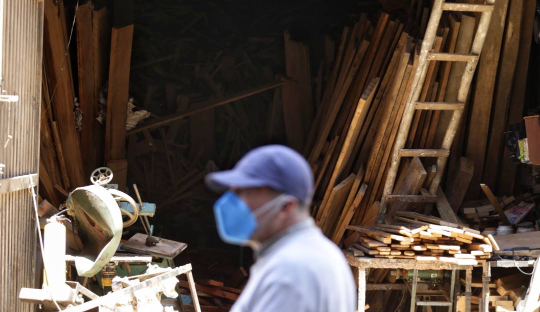 Bodegas de madera en Bogotá. Foto: Colprensa. 