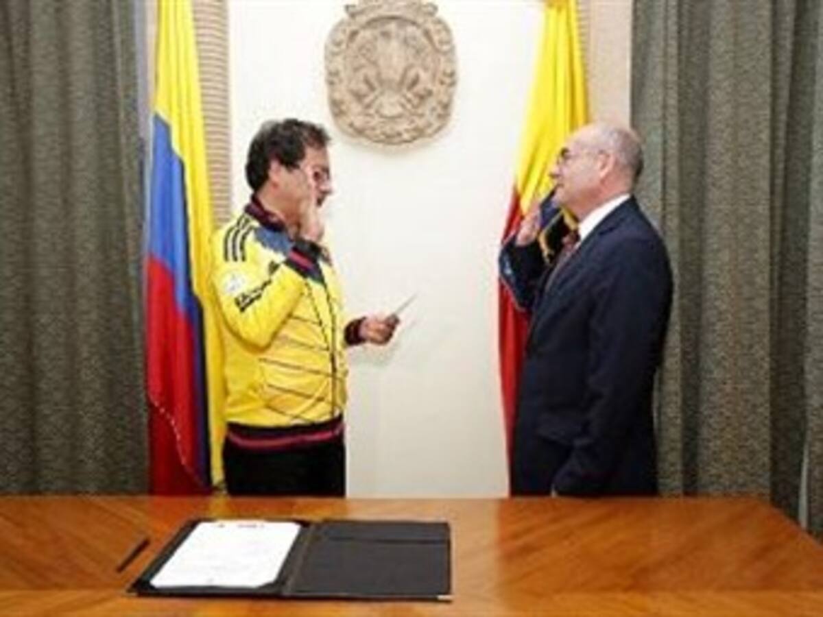 Sergio París es el nuevo gerente de TransMilenio