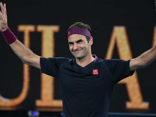 Federer comenzó con paso firme su camino en el Abierto de Australia