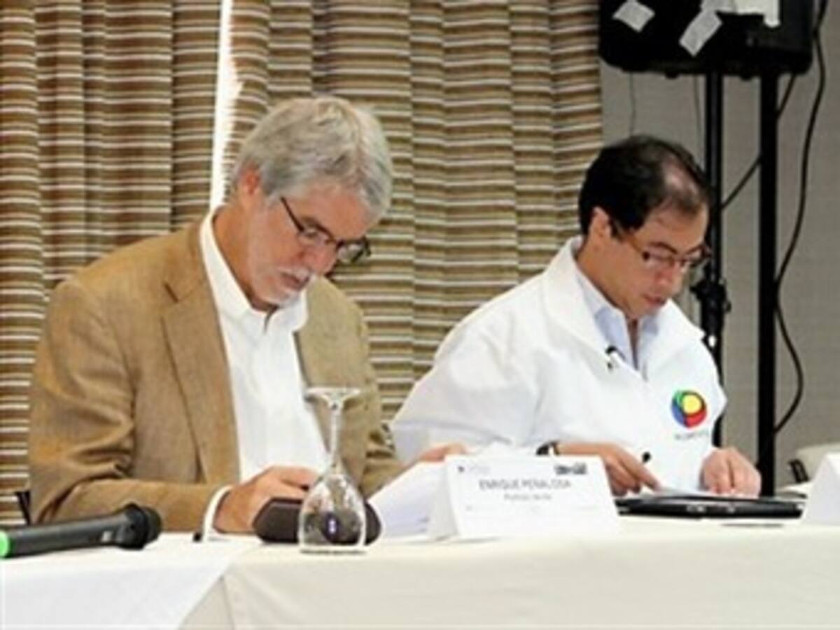 Peñalosa dice que votará revocatoria. Progresistas piden coherencia