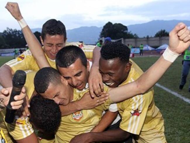Itagüí y Patriotas dominan semifinales del Torneo de Ascenso del fútbol colombiano