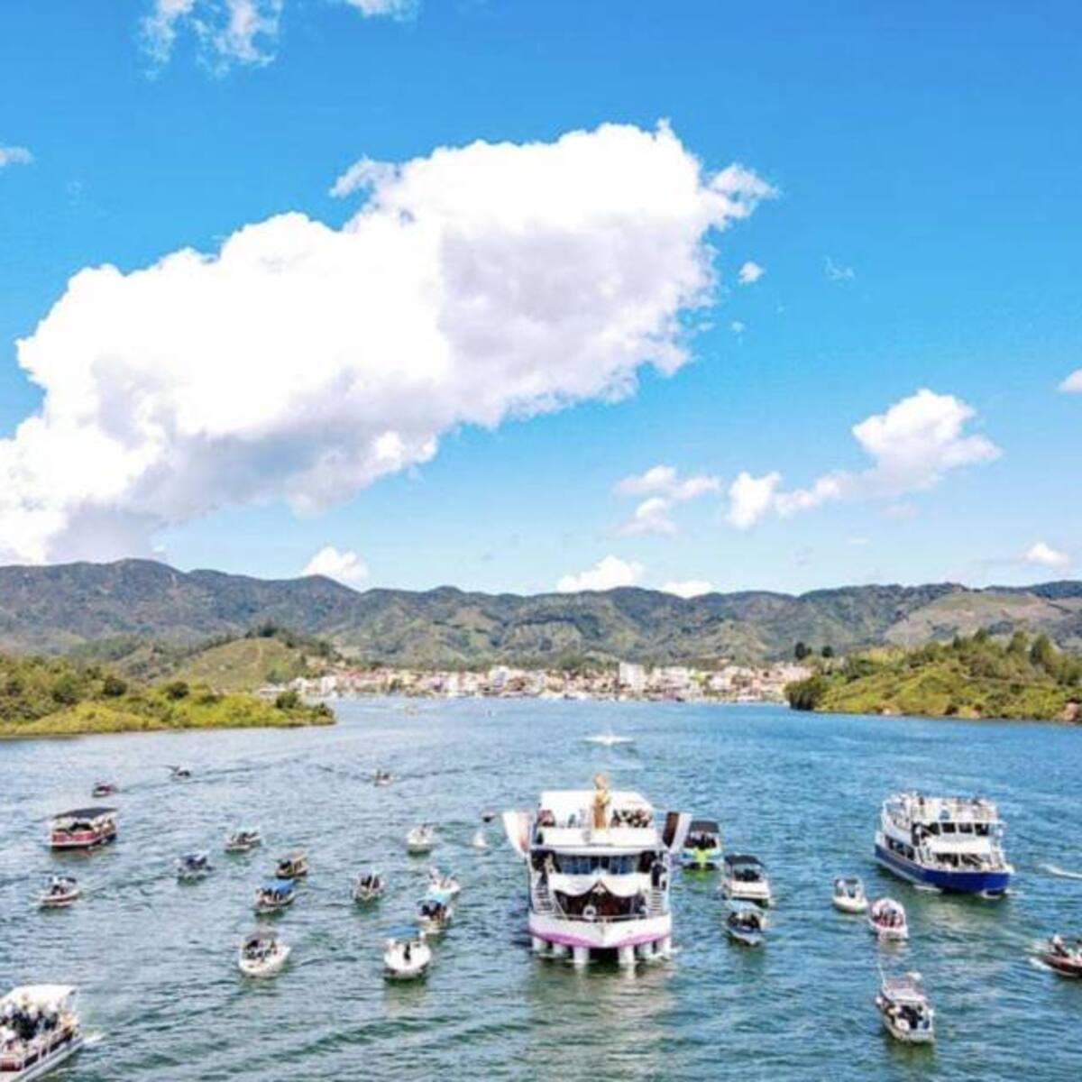 Refuerzan controles en el embalse de Guatapé por la afluencia de turistas