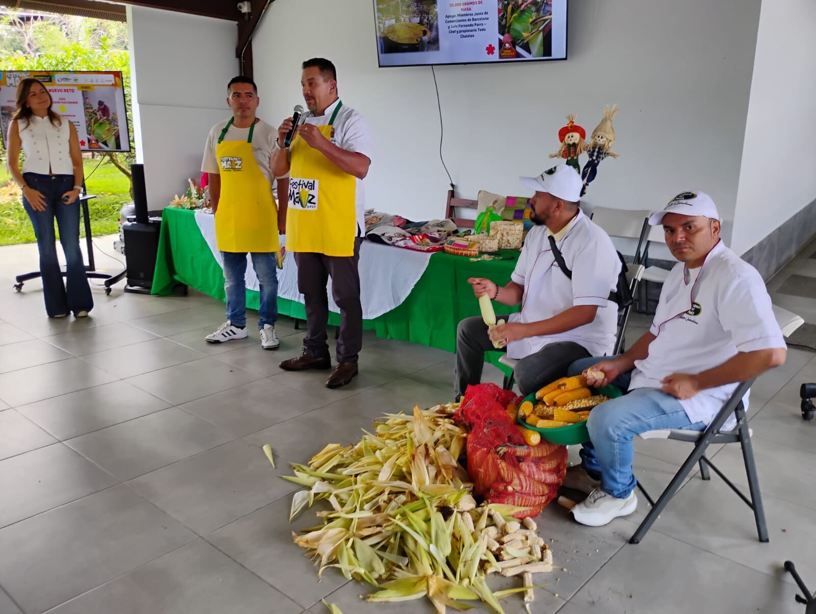 300 Empresarios hacen parte del festival del maíz en Barcelona, Quindío. Foto: Adrián Trejos