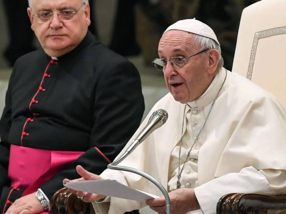 Francisco y sus referencias a Colombia