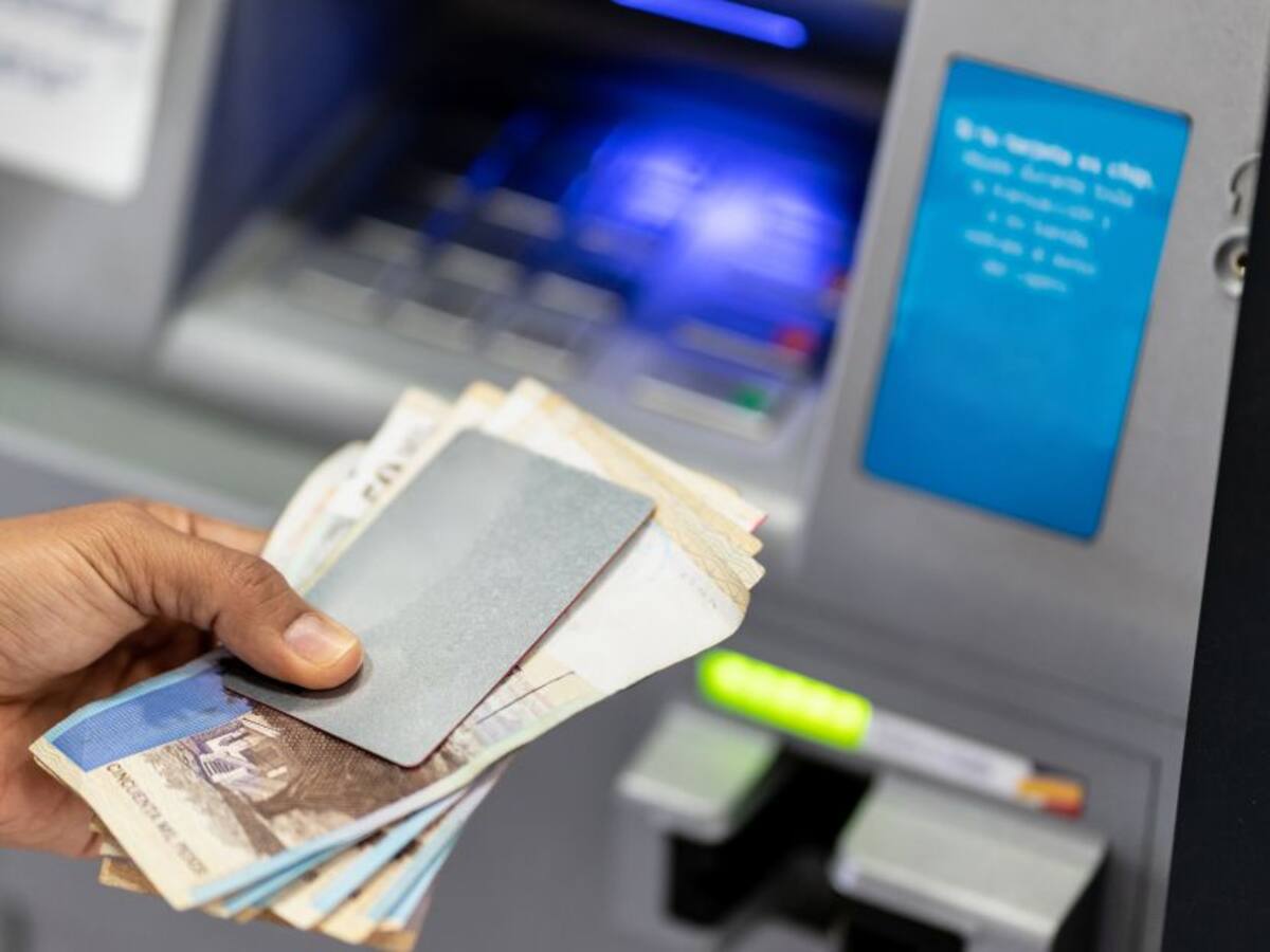 Horarios y atención de bancos durante Semana Santa