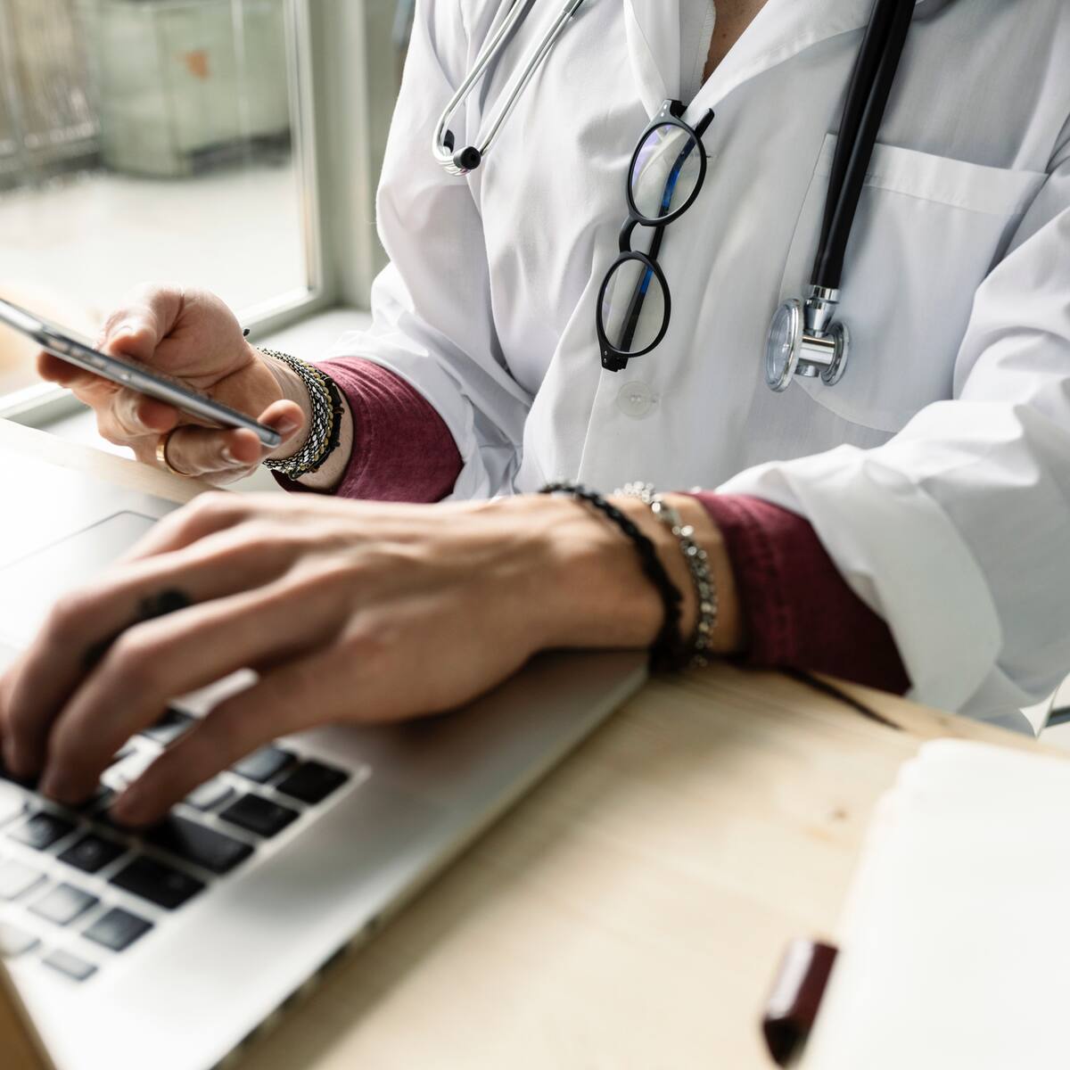 Denuncian presunta falsa experiencia de funcionarios en el Ministerio de Salud