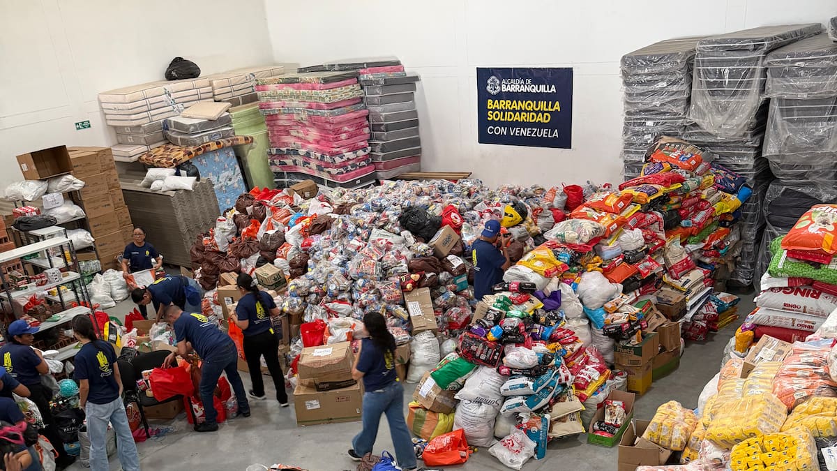 Más de 80 toneladas de ayudas donadas en el centro de acopio de Barranquilla para Venezuela
