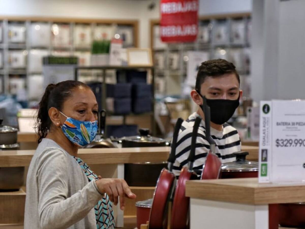 (Fotos) Así va el día sin IVA en las grandes superficies de Bogotá