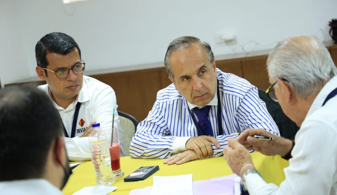 Encuentro para apertura de frontera 