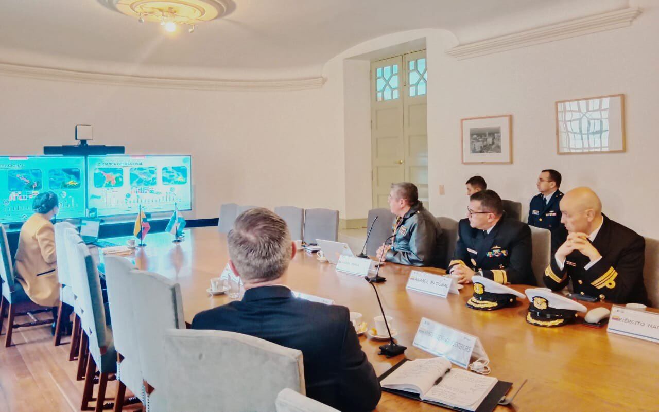 Séptima Comisión Mixta en Materia de Drogas entre Colombia y Argentina. (Cortesía: @FuerzaAereaCol)