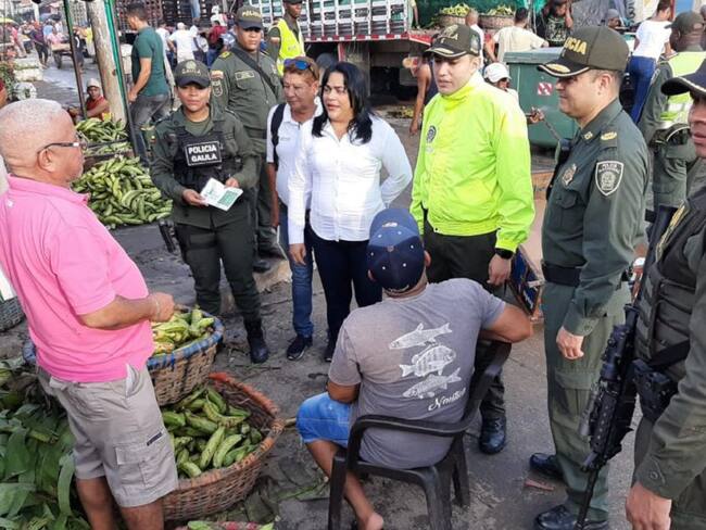 Más de 200 policías se tomaron el mercado de Bazurto en Cartagena