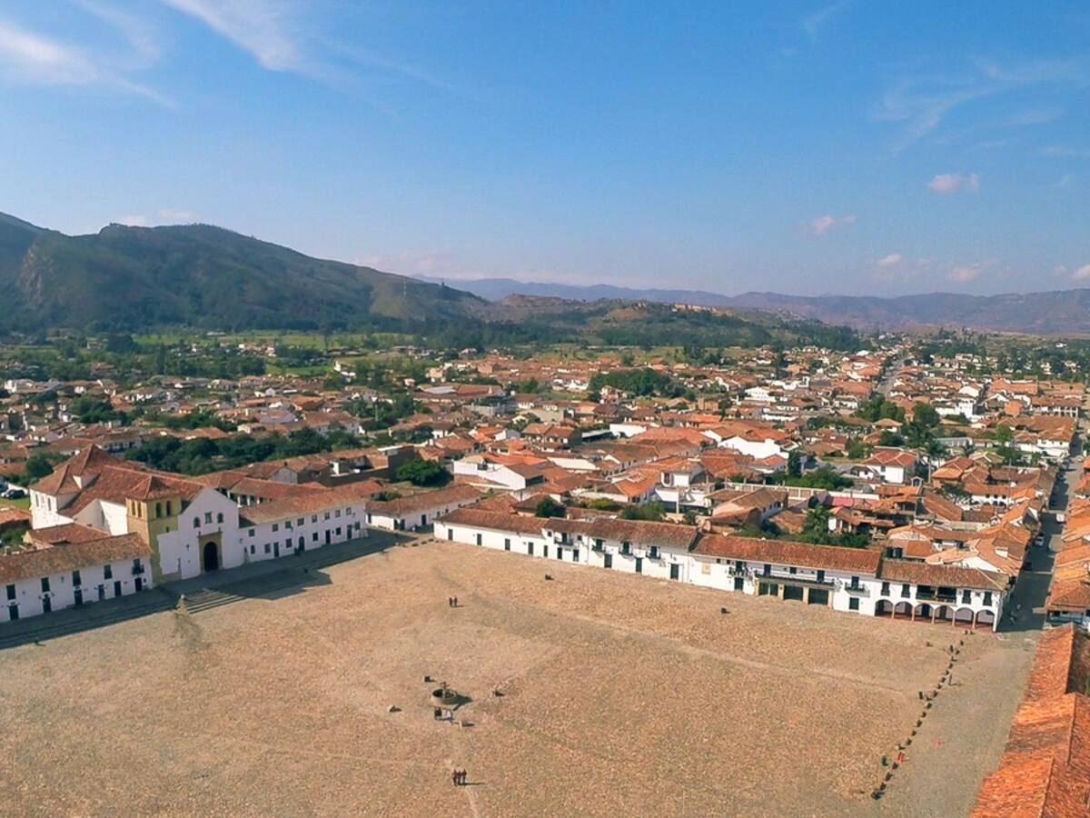 Ajustes viales temporales mejorarán la movilidad en Villa de Leyva durante el puente de Velitas