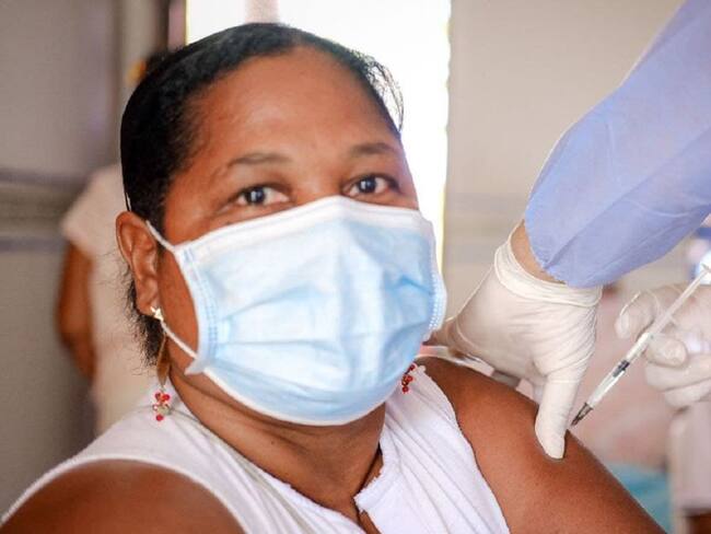 La vacunación en la zona insular de Cartagena alcanza un 67.5% de avance en 10 días