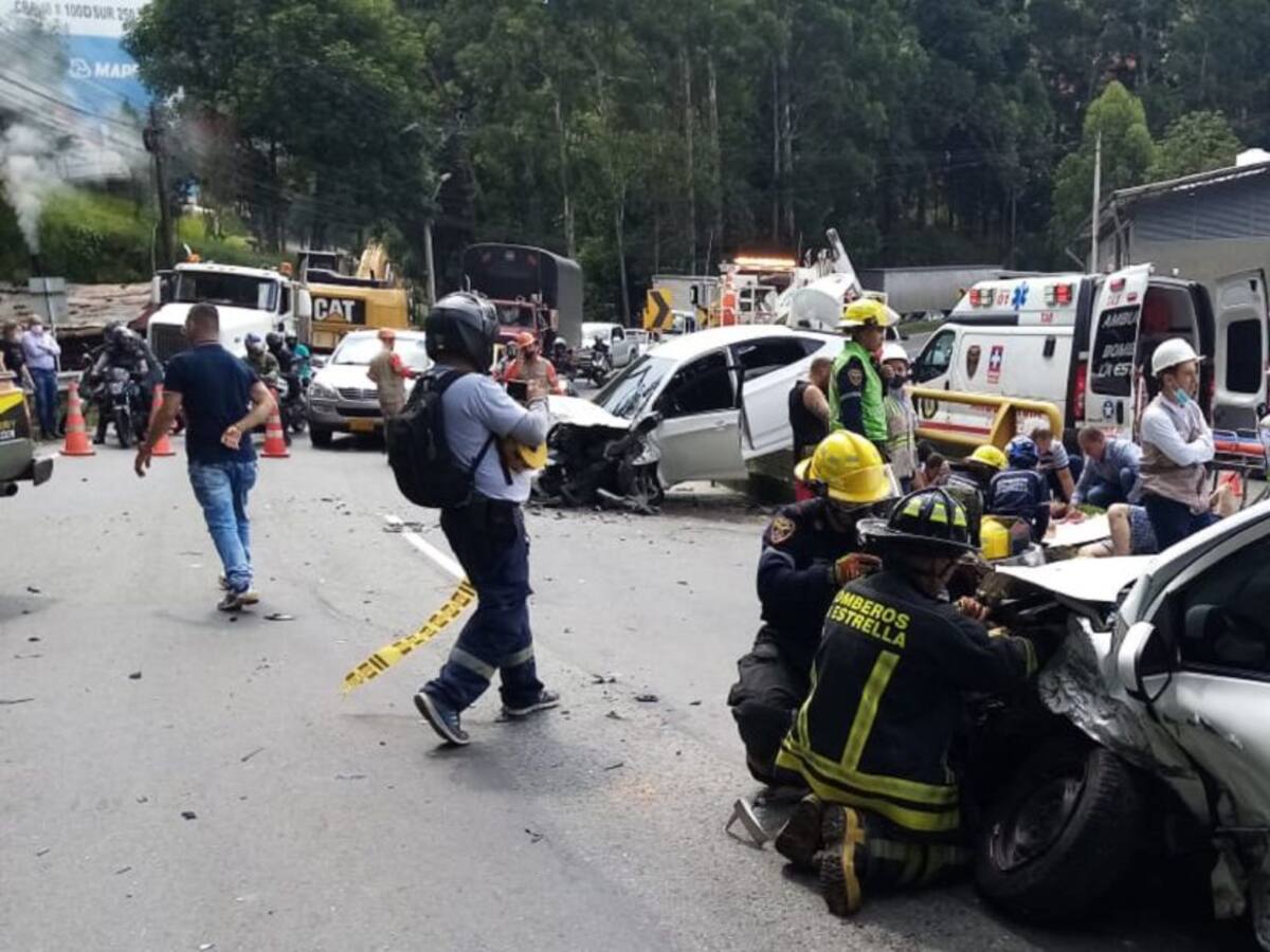 Cinco personas heridas dejó un accidente de tránsito en Valle de Aburra