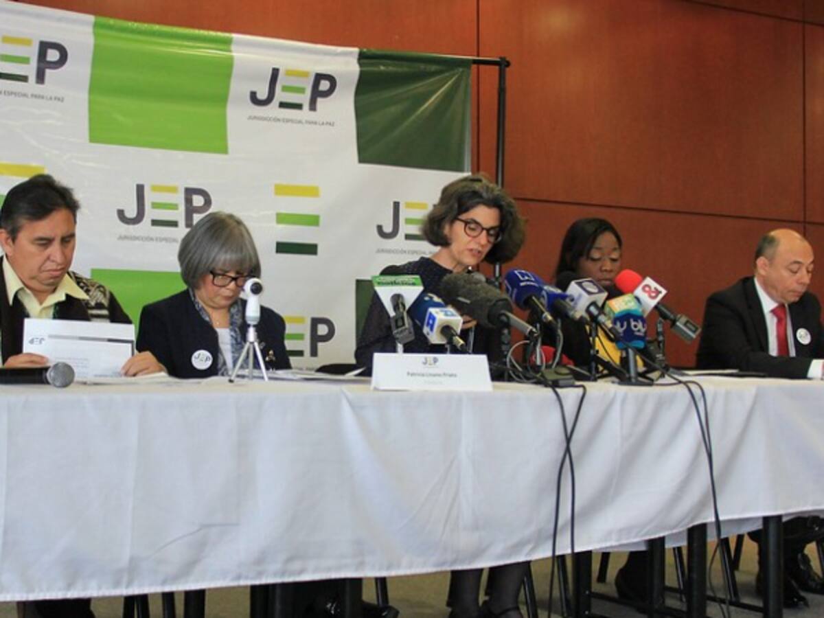 Los argumentos de la JEP para cerrar la puerta a los parapolíticos