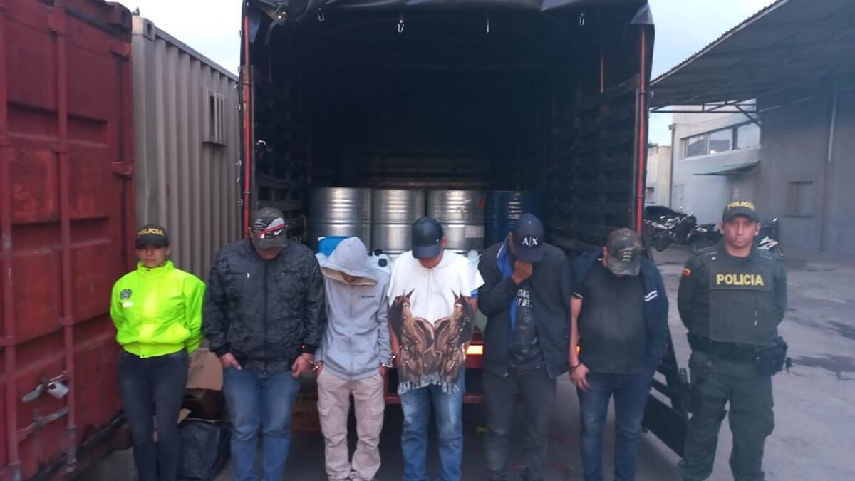 Cayó en Bogotá cargamento de químicos para procesar narcóticos