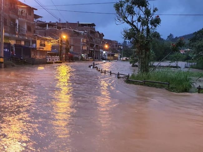 Fuerte aguacero afectó a más 100 familias de Donmatías