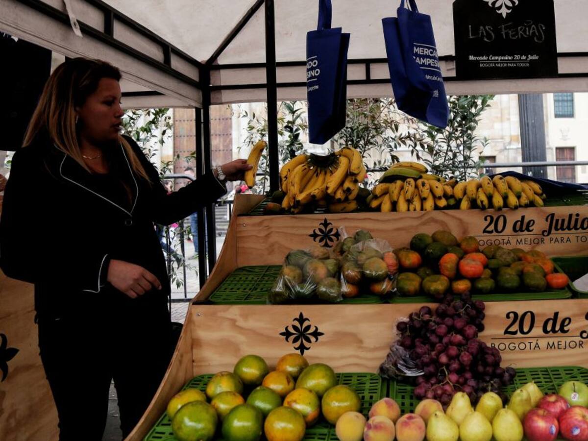 Vuelve el gran mercado campesino a la Plaza de Bolívar en Bogotá