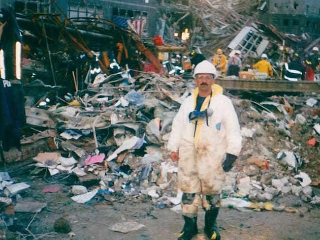 El bombero colombiano que estuvo en medio de los ataques del 11-S