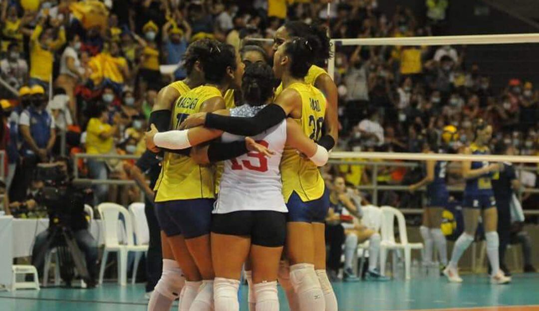 Selección Colombia en el Suramericano de Voleibol en Barrancabermeja 2021