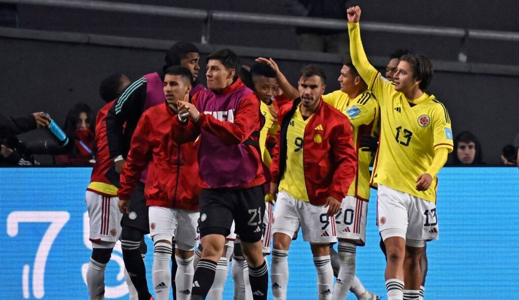 Selección Colombia celebra el gol ante Senegal por la fecha 3 de la fase de grupos del Mundial Sub-20 (Photo by Luis ROBAYO / AFP) (Photo by LUIS ROBAYO/AFP via Getty Images)
