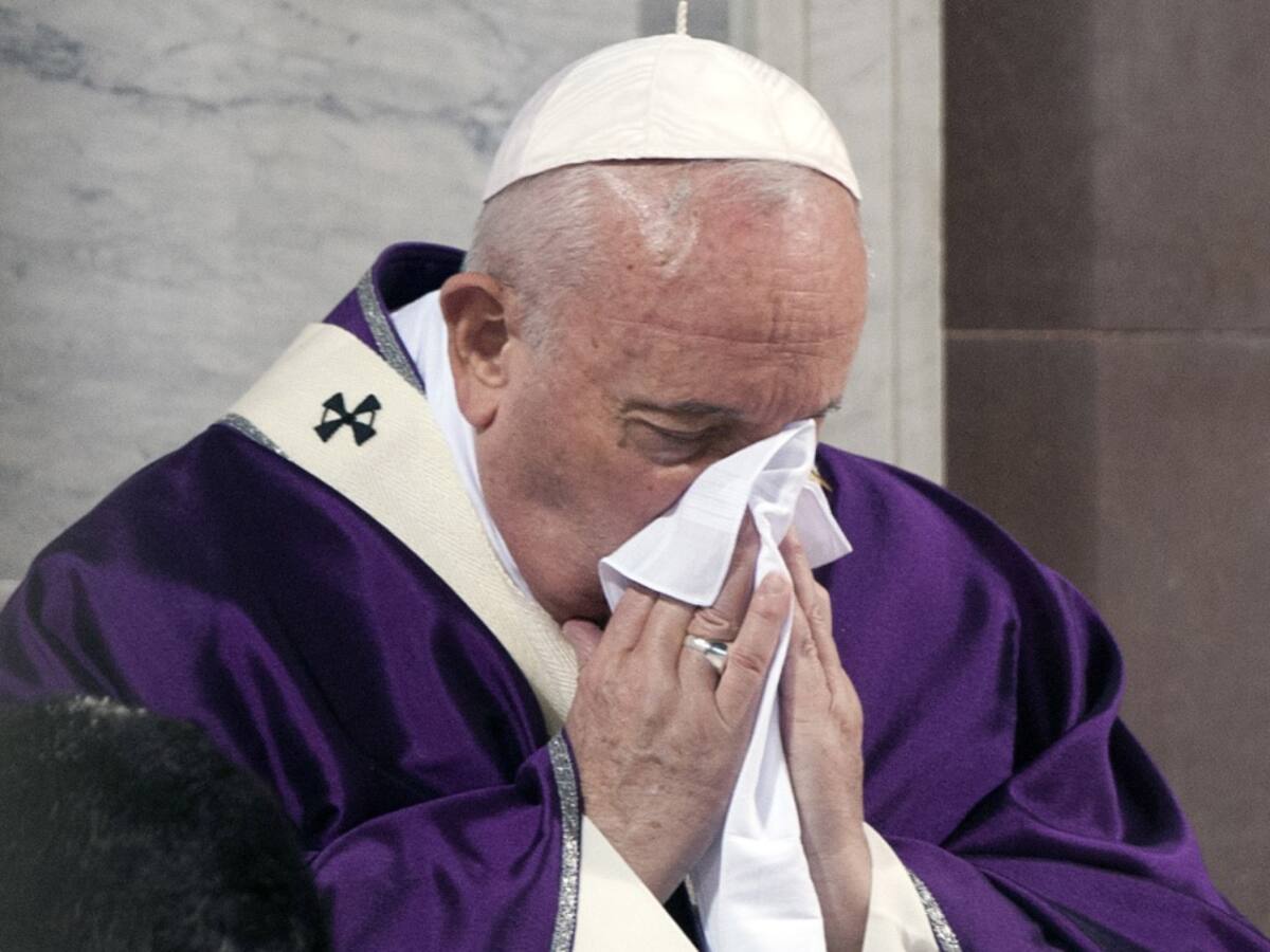Papa Francisco dio negativo a coronavirus
