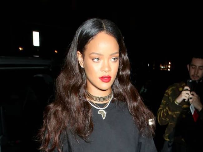 Rihanna pide ayuda a sus fans para encontrar a una de sus bailarinas desaparecida