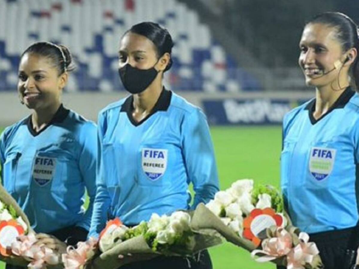 Seis años después regresa una árbitra asistente a la Liga masculina