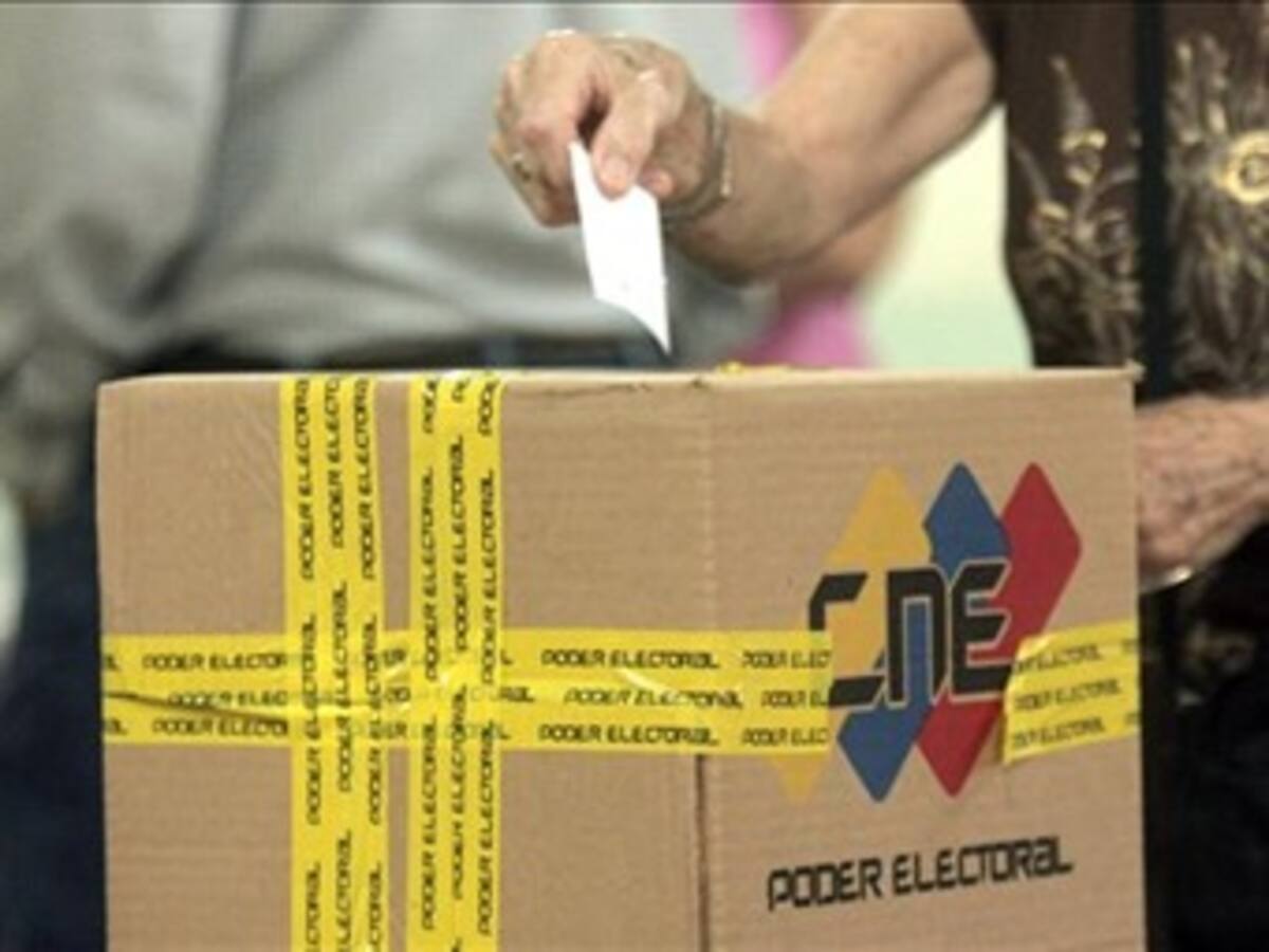Califican de 'proceso exitoso' las primarias opositoras en Venezuela