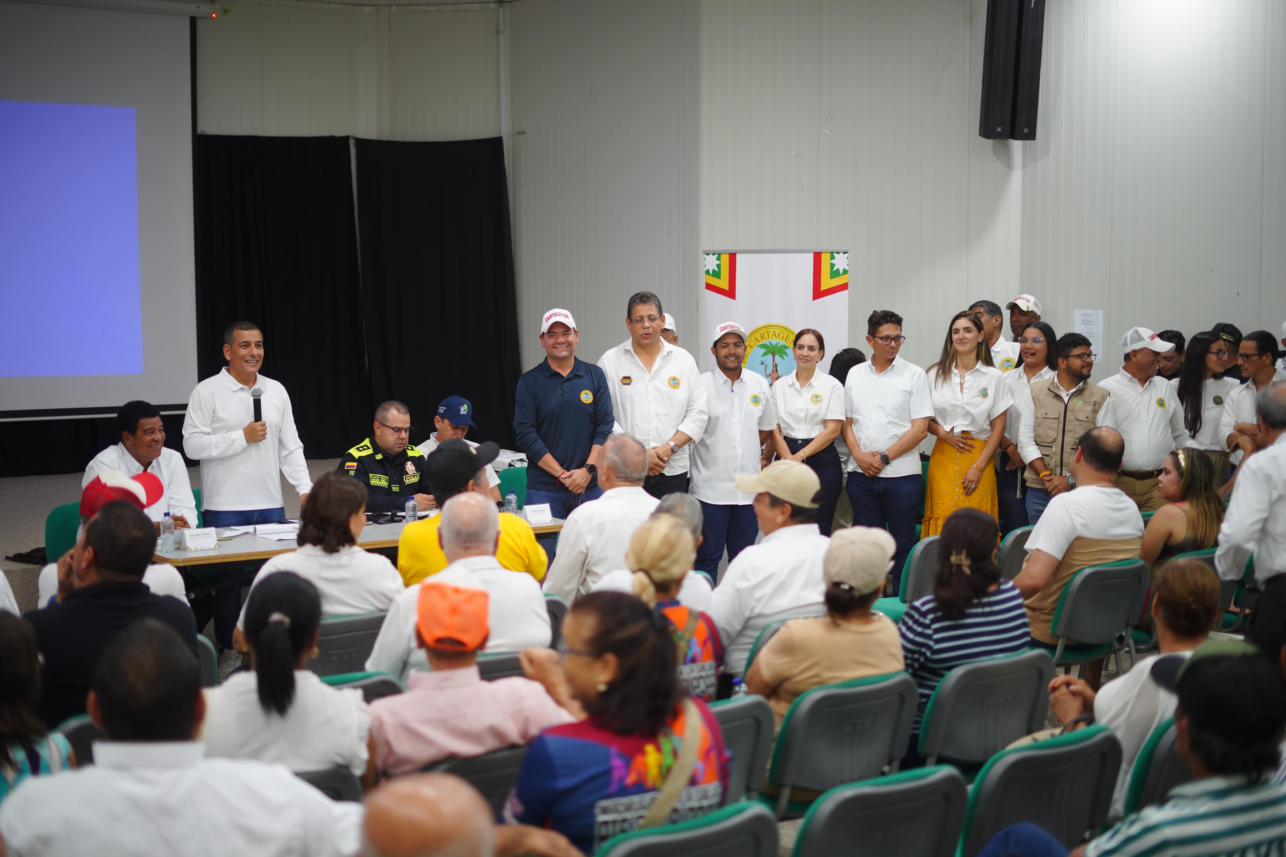 Compromisos con el barrio Pie de la Popa asumió la Alcaldía de Cartagena