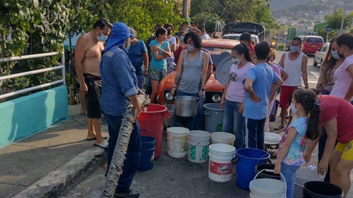 Acueducto reporta daño que tiene sin agua al norte de Bucaramanga