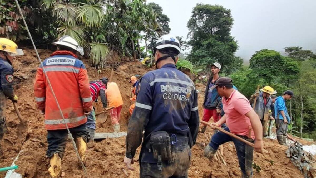 Rescatan un cuerpo sin vida y continúan con la búsqueda de otra persona