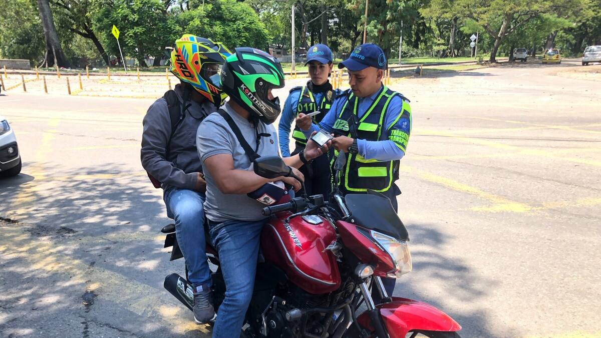 283 comparendos se aplicaron en el Día sin Carro y Moto en Neiva