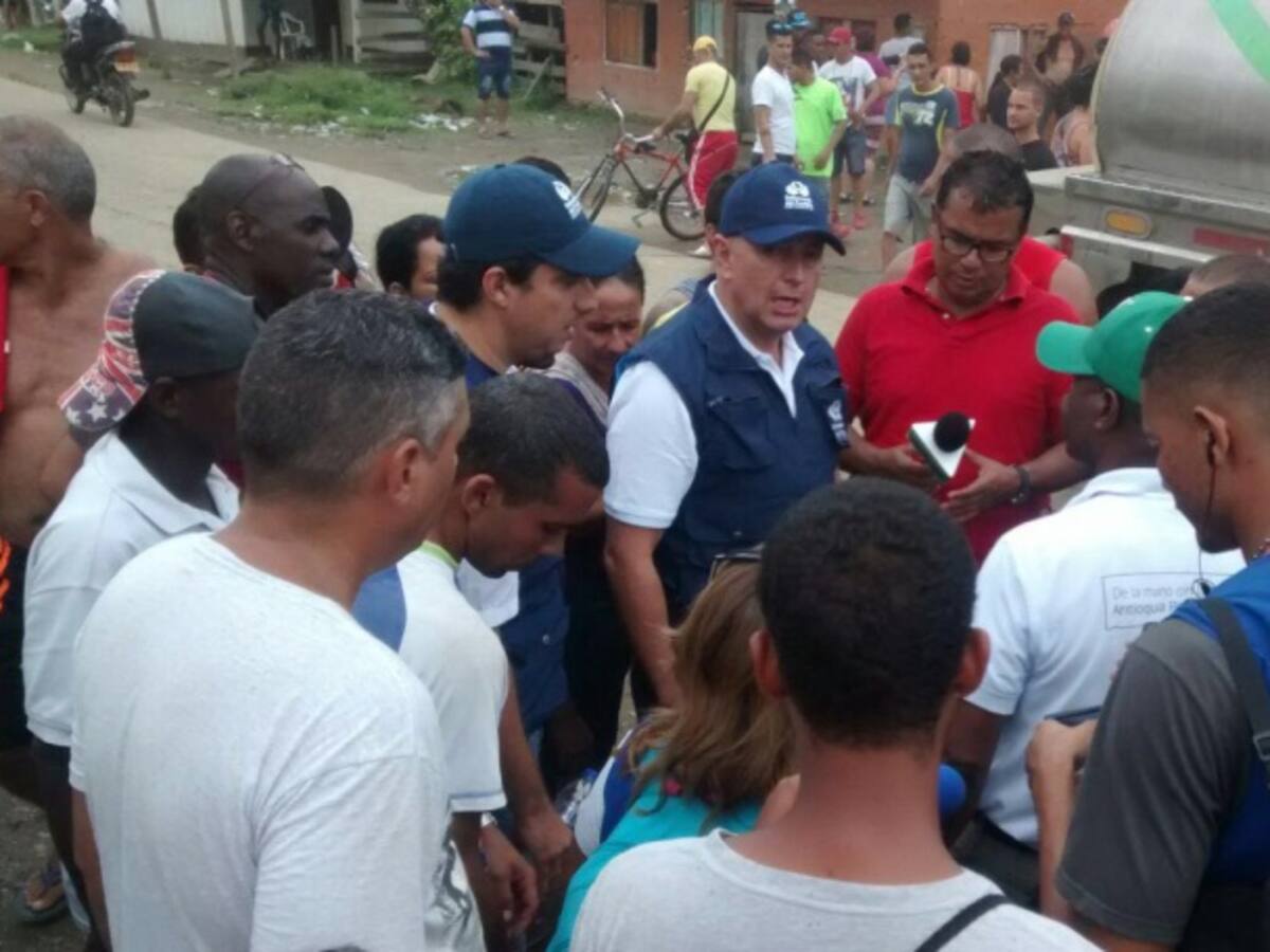 Cubanos piden ayuda humanitaria para salir de Turbo, Antioquia