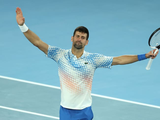Novak Djokovic después de vencer a Andrey Rublev en los cuartos de final del Australian Open (Photo by Clive Brunskill/Getty Images)