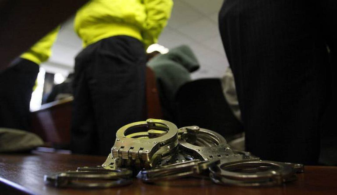 El juez de control de garantías ordenó la captura de las personas.  