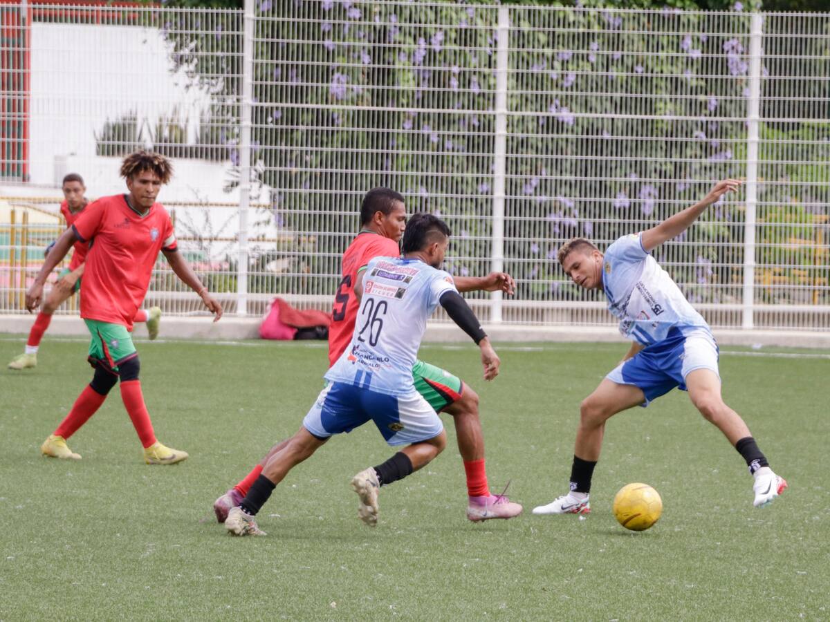Iderbol lideró actividades físicas musicalizadas y torneo de fútbol en la Depresión Momposina