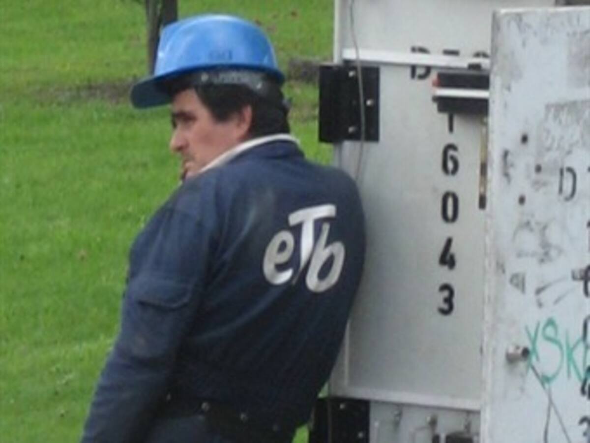 El Polo Democrático advierte sobre privatización de la ETB